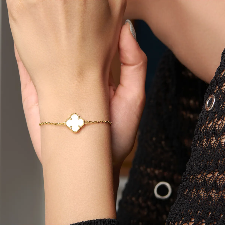 High Quality Adjustable Gold Plated Clover Flower Bracelet for Women