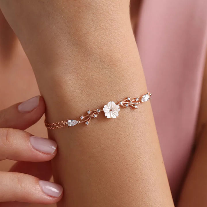 Petite Magnolia Bracelet 