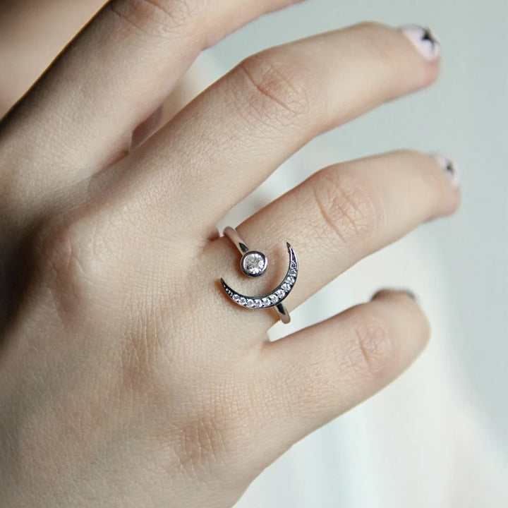 925 Sterling Silver Crescent Moon Ring